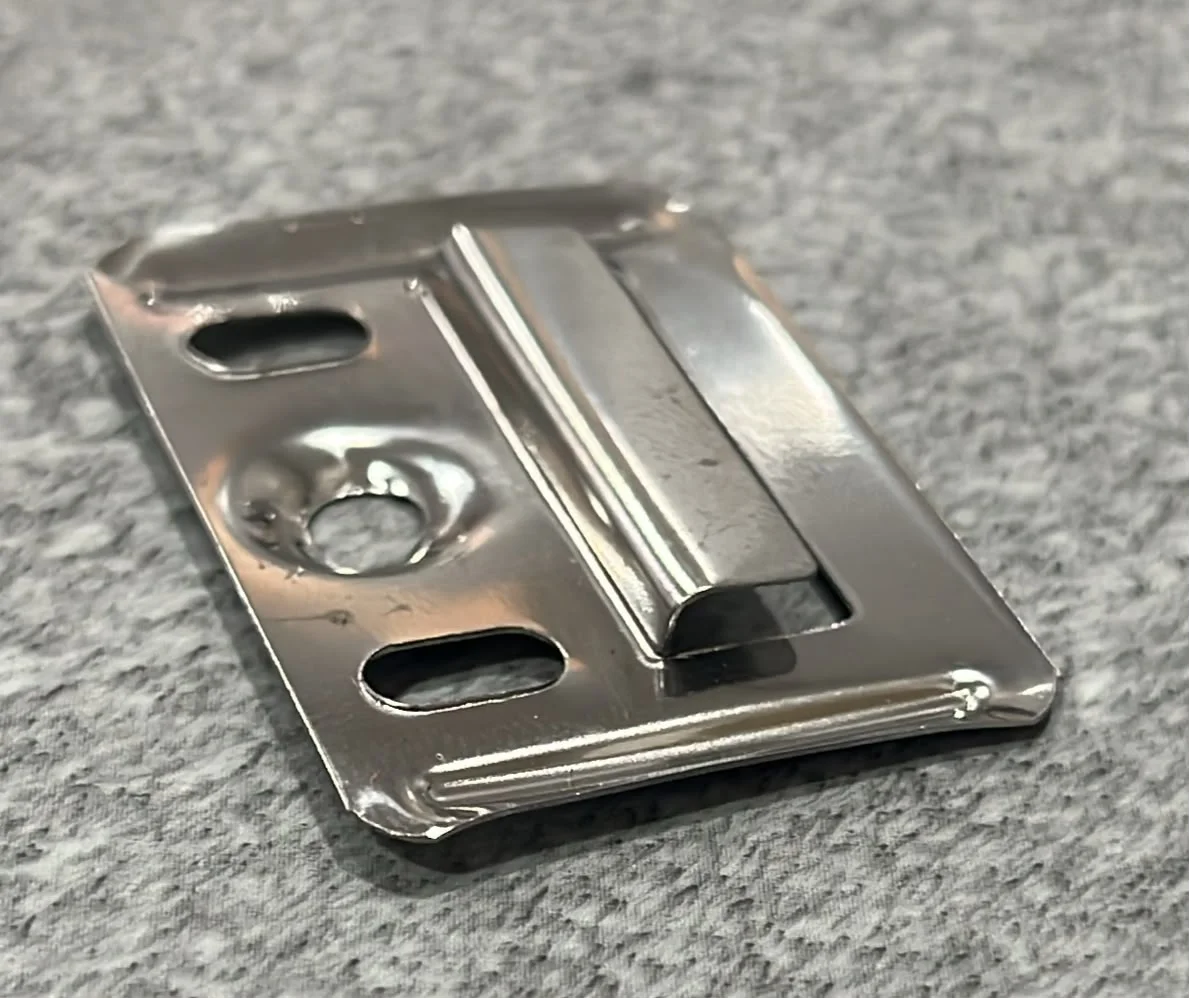 Clips para revestimiento interior Serie H